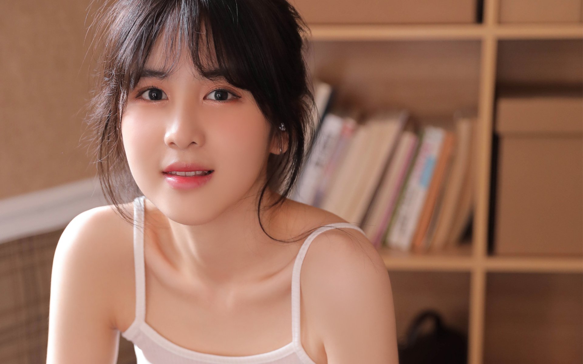 足球进驻电商平台拓展商品变现路径，足球产业怎么赚钱