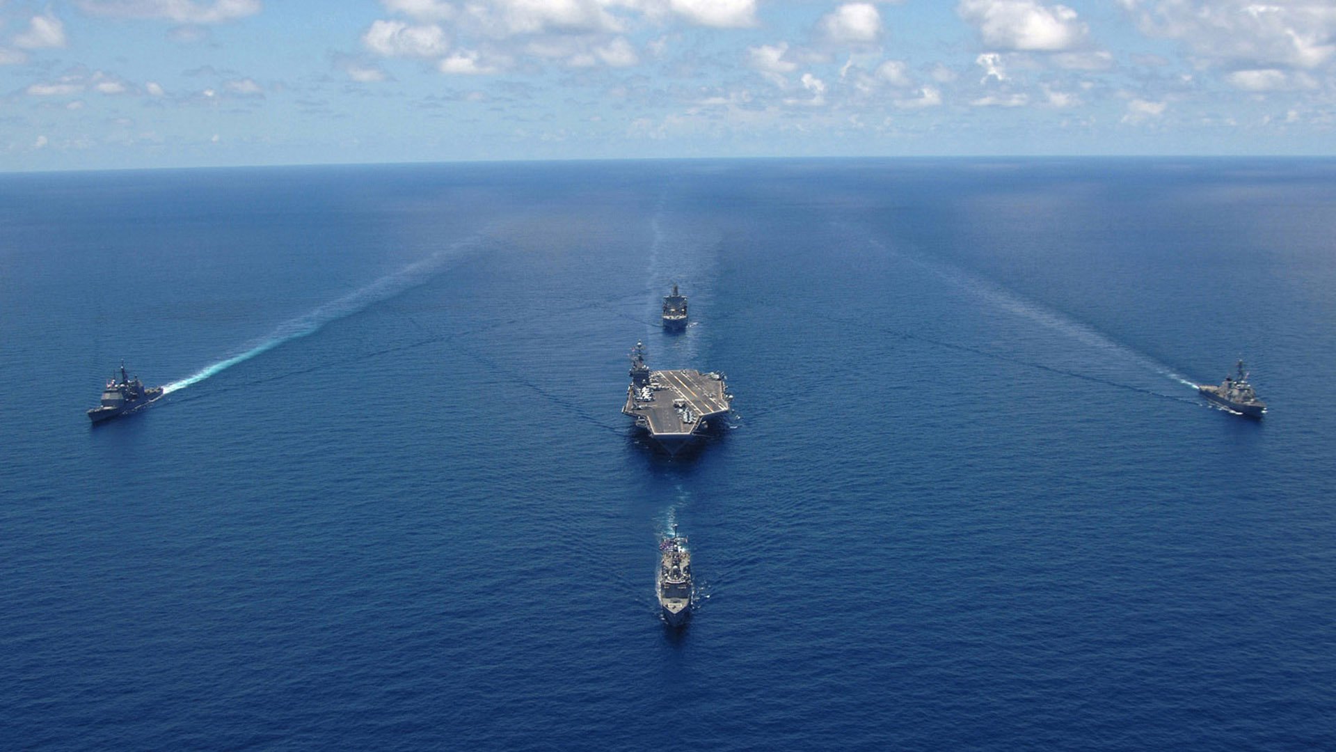 -活动吸引了来自深圳市及周边地区的数百名青少年和市民参与。，活动吸引了我作文